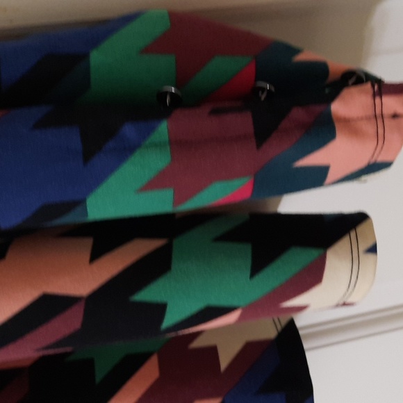 NWT INVESTMENTS WOMAN BLACK AND MULTICOLOR HOUNDSTOOTH BLOUSE SZ 3X - Picture 7 of 15